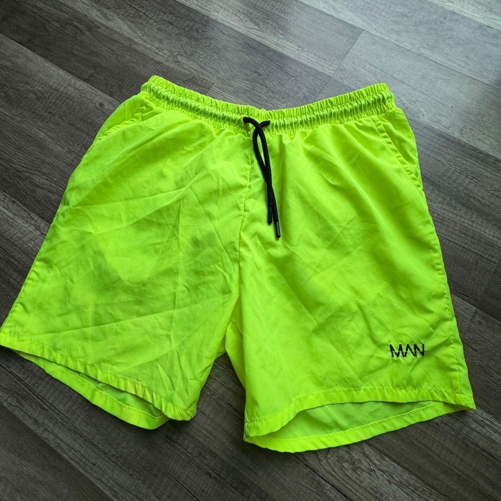 BoohooMAN Neon Yellow Swim Shorts Mens M Elastic Waist Quick Dry Trunks